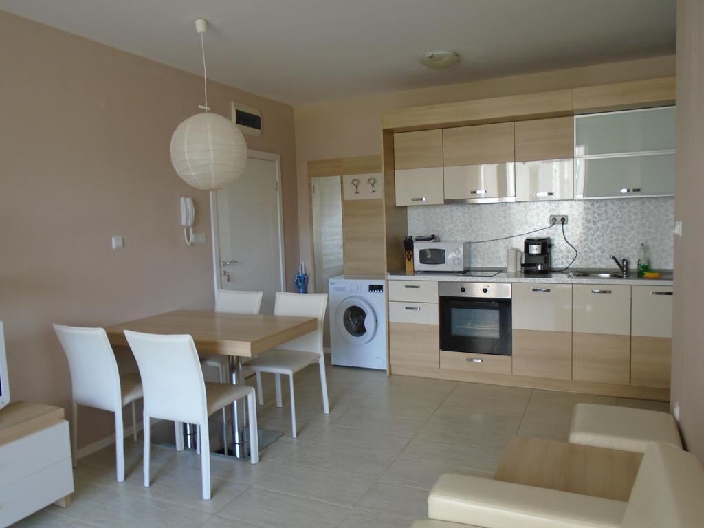 Nedev'S Apartments In Kavatsi Area Sozopol Esterno foto